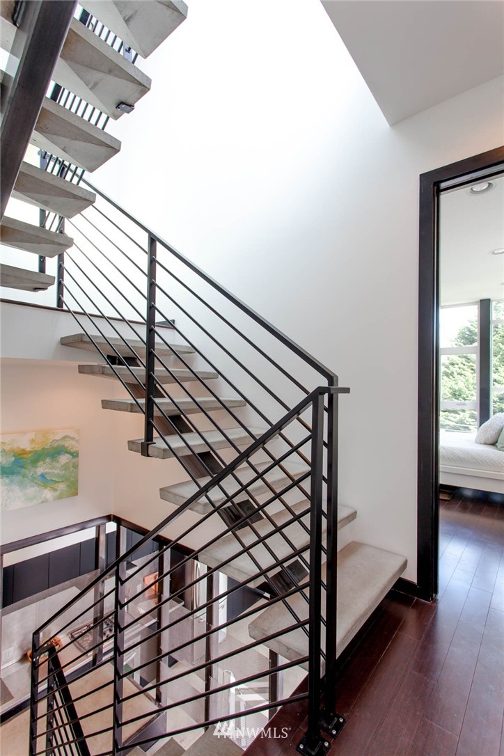 1319 South State Street Seattle, WA 98144 - Photo 9 of 23 Gallery Image 9