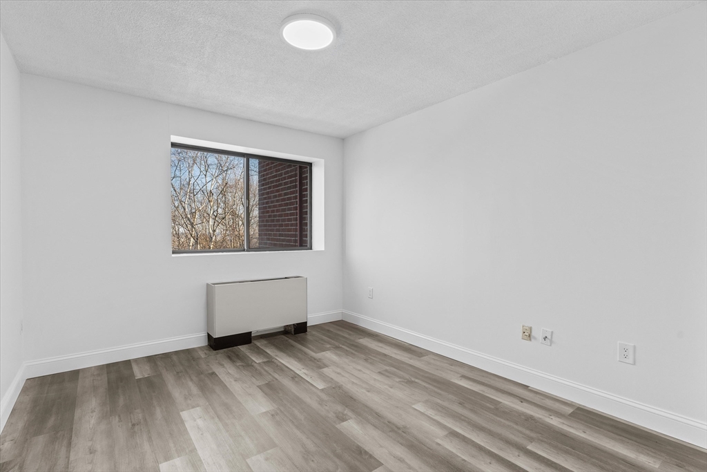 3 Summit Drive, Unit 16 Reading, MA 01867 - Photo 21 of 30