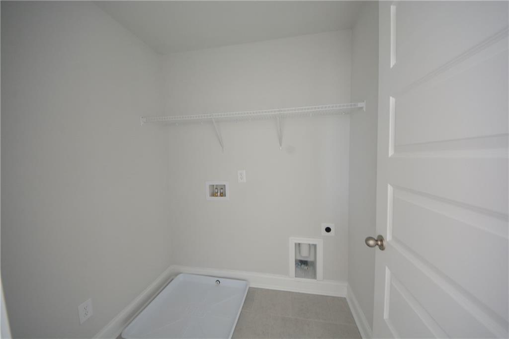 3871 Brookburn Park Gainesville, GA 30506 - Photo 23 of 28 a view of an empty room