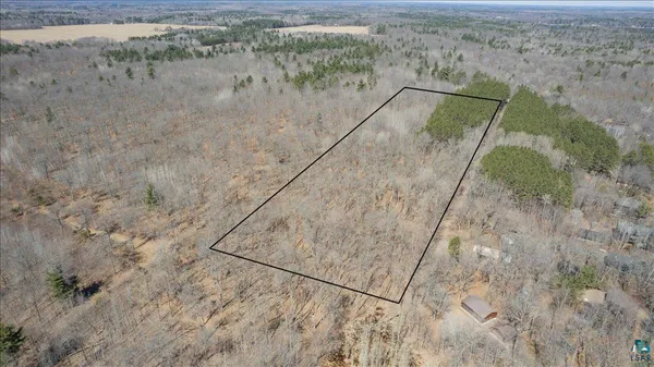 $145,000 | 27-xxx Hill Road, Spooner, WI 54801