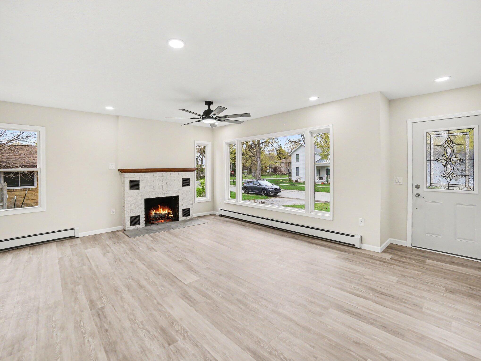 258 3rd Street Pentwater, MI 49449 - Photo 5 of 50 Large picture window