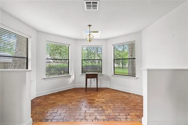 $385,000 | 203 Mimosa Circle, Mandeville, LA 70471