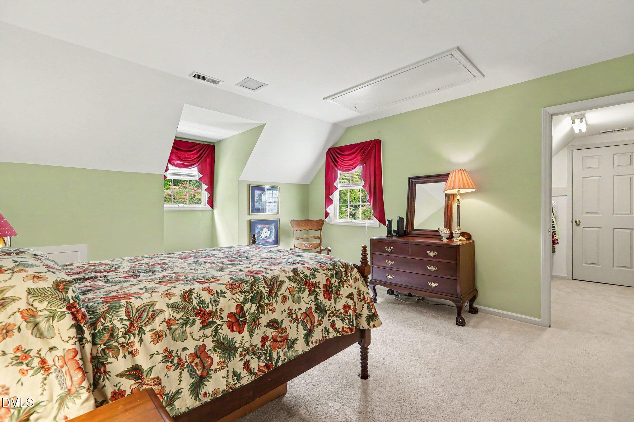 15 Chippers Way Durham, NC 27705 - Photo 27 of 45 041_file_6555