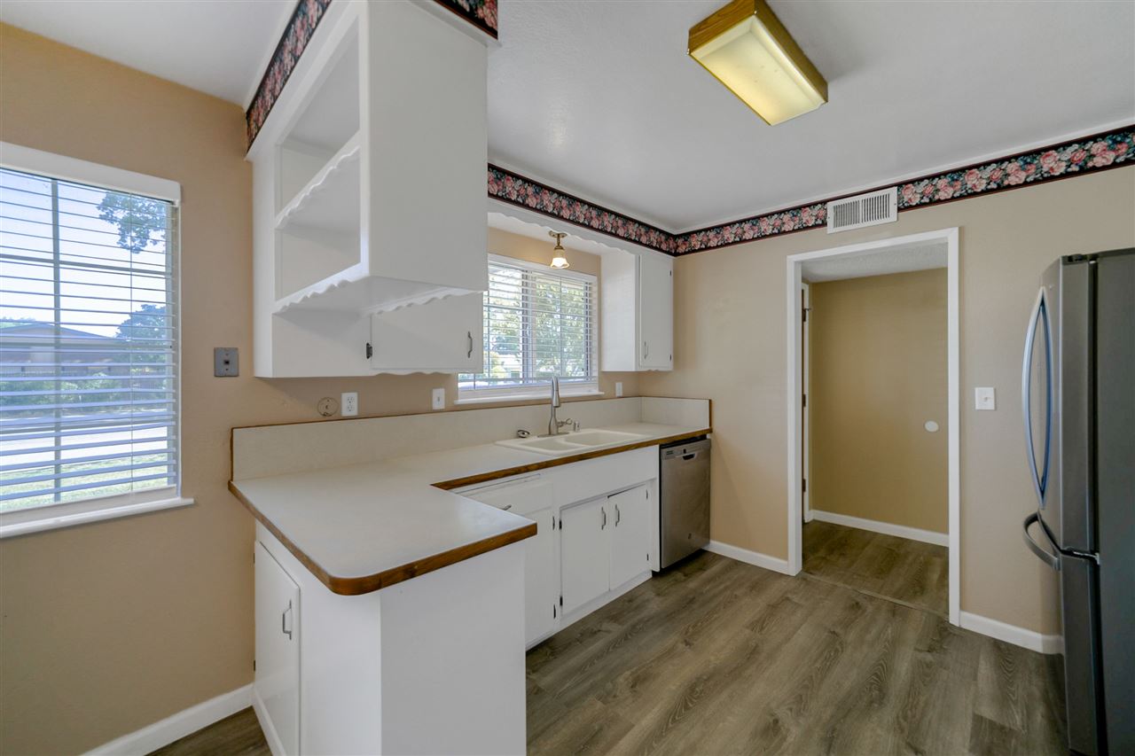 275 Gilmore Road Red Bluff, CA 96080 - Photo 5 of 30 Gallery Image 5