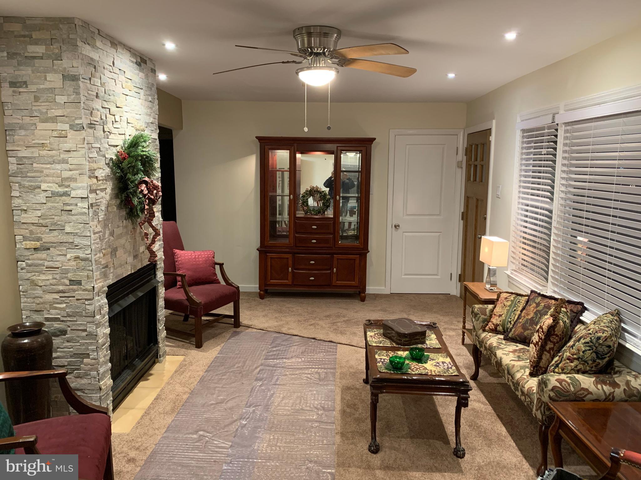 13 Warwick Road Stratford, NJ 08084 - Photo 2 of 9