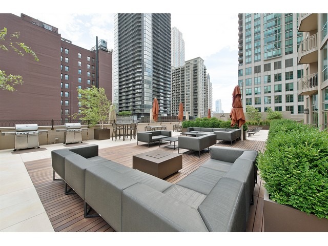 21 East Huron Street, Unit 706 Chicago, IL 60611 - Photo 20 of 20