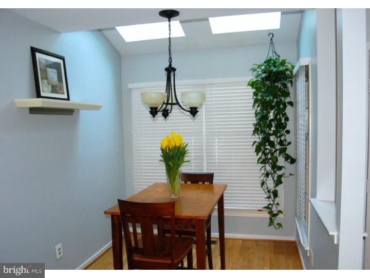 22 Windsor Circle Wayne, PA 19087 - Photo 2 of 21 Gallery Image 2