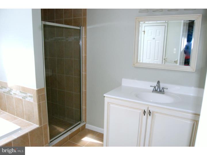 22 Windsor Circle Wayne, PA 19087 - Photo 11 of 21 Gallery Image 11