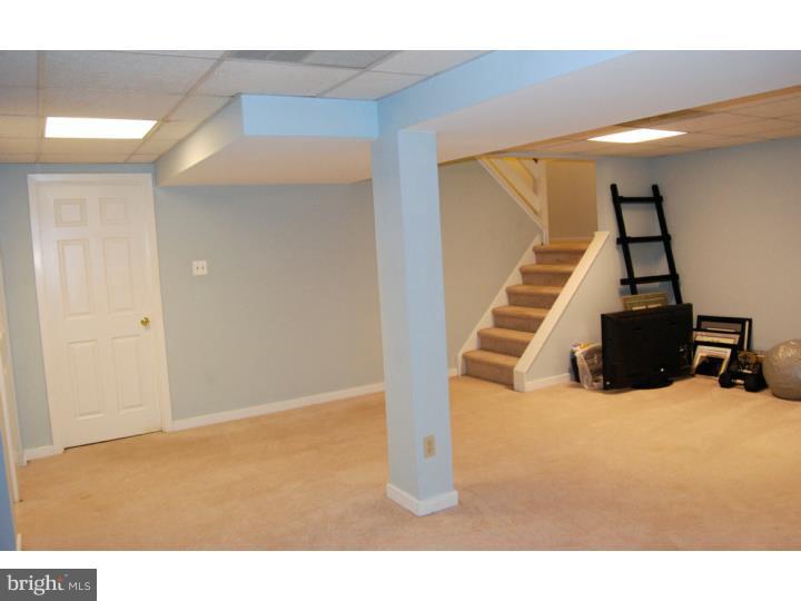 22 Windsor Circle Wayne, PA 19087 - Photo 19 of 21 Gallery Image 19