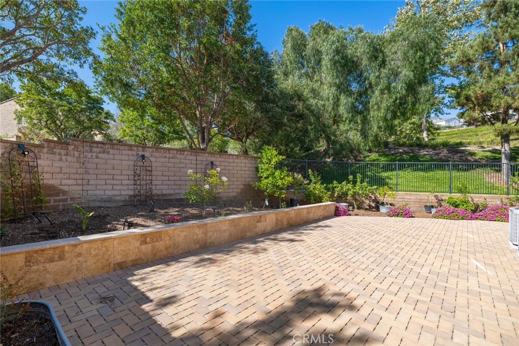 2 Ali Lane Ladera Ranch, CA 92694 - Photo 23 of 75 Huge side yard