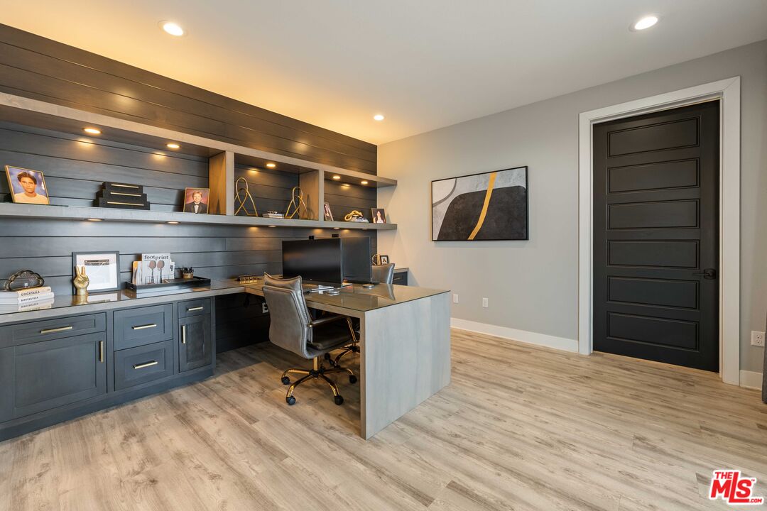 20524 Shelley Lane Porter Ranch, CA 91326 - Photo 43 of 73