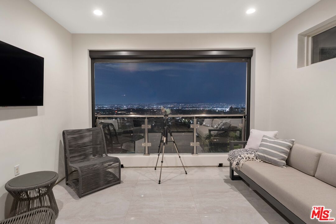 20524 Shelley Lane Porter Ranch, CA 91326 - Photo 49 of 73