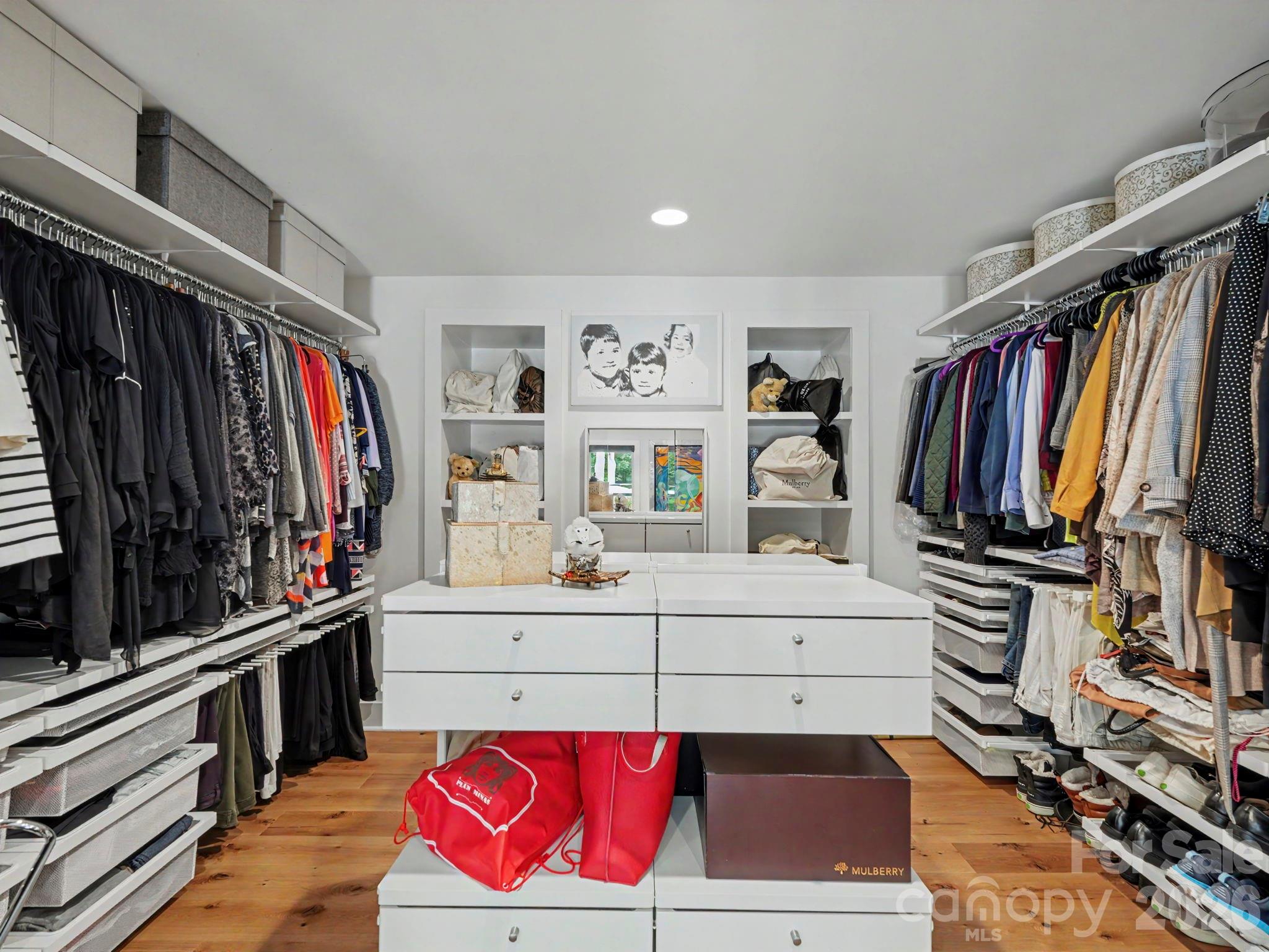 811 Lansdowne Road Charlotte, NC 28270 - Photo 22 of 48 Gallery Image 22