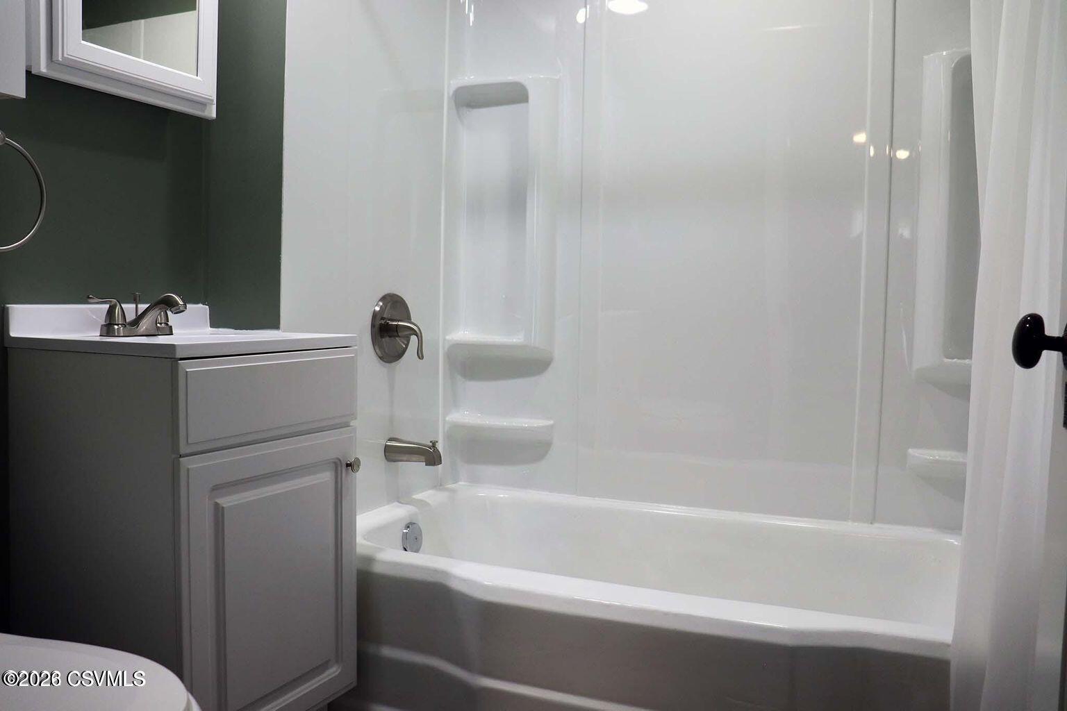 328 Center Street, Unit 201 Danville, PA 17821 - Photo 12 of 22