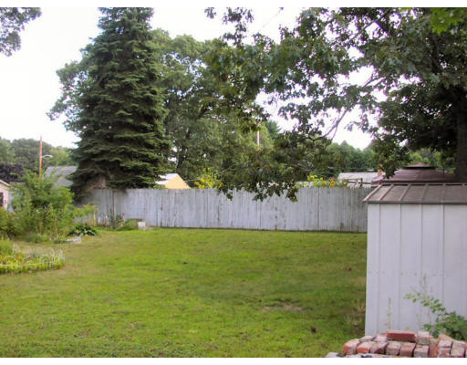 119 Falmouth Road Chicopee, MA 01020 - Photo 3 of 7 Gallery Image 3