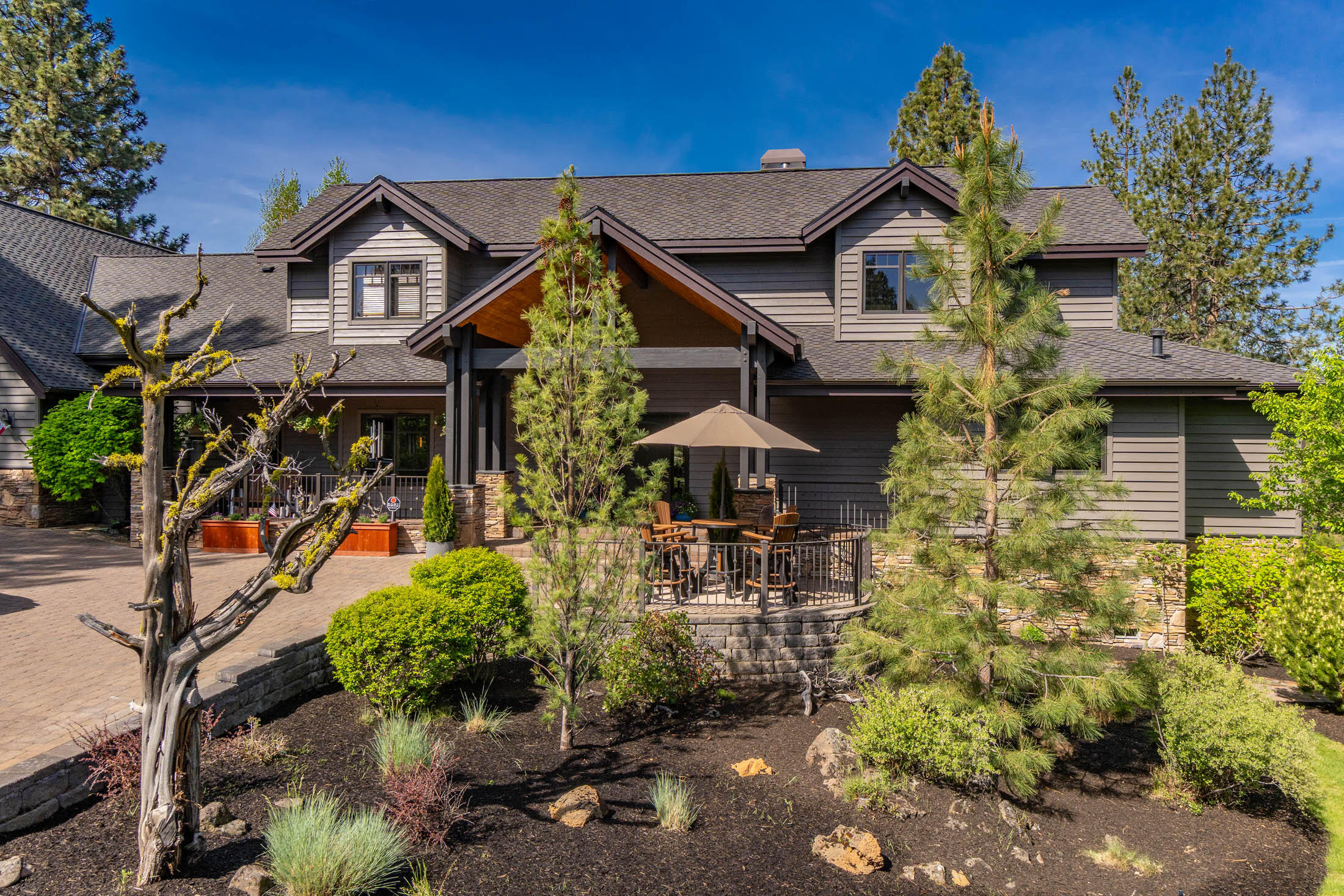 20112 Star Fire Ridge Court Bend, OR 97702 - Photo 2 of 72