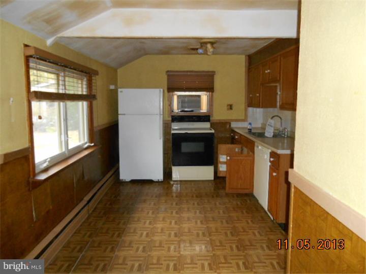 3301 Ford Road Bristol, PA 19007 - Photo 3 of 8 Gallery Image 3