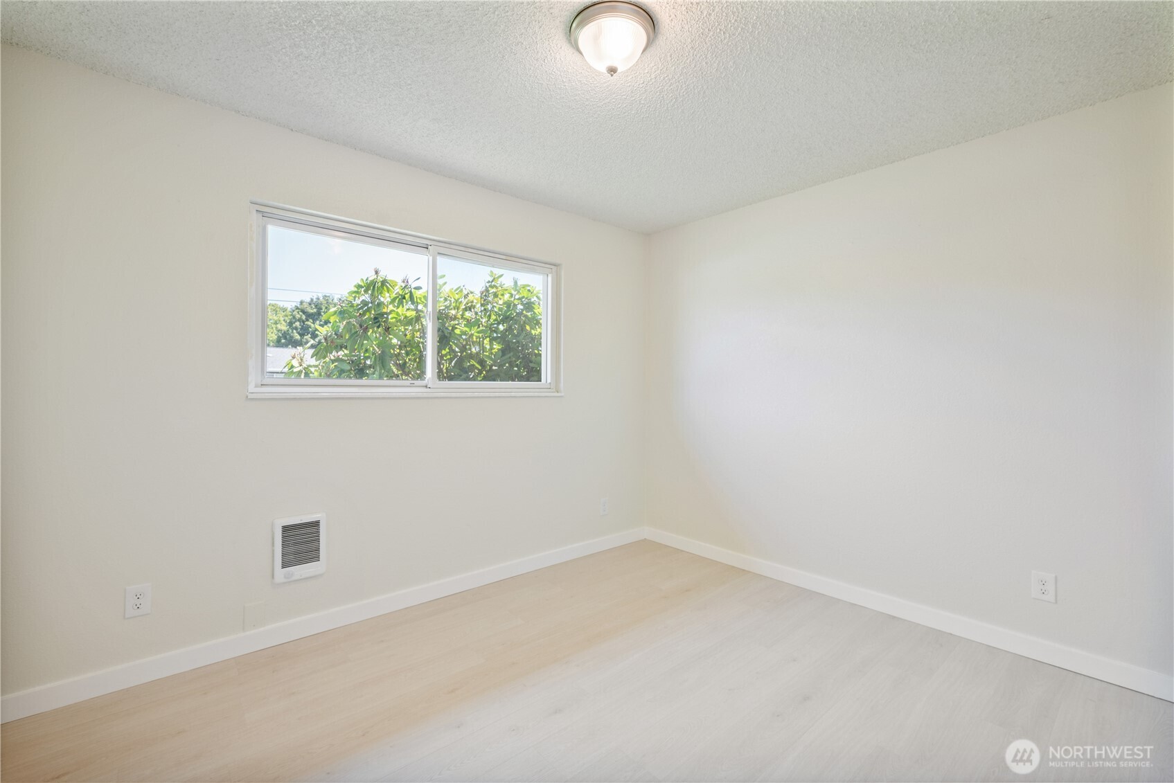 1703 33rd Avenue Longview, WA 98632 - Photo 14 of 30