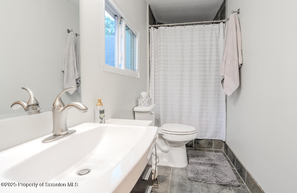 2020 Rigg Street, Unit L 13 Dunmore, PA 18512 - Photo 29 of 37 7RV09040
