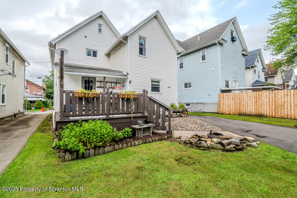2020 Rigg Street, Unit L 13 Dunmore, PA 18512 - Photo 4 of 37 7RV08953