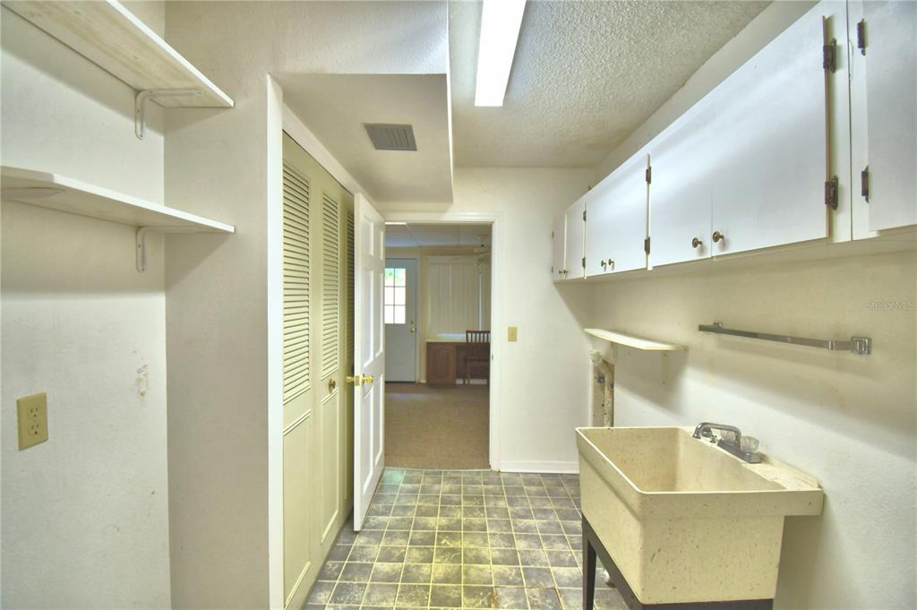 2216 Starboard Road Winter Haven, FL 33881 - Photo 36 of 56