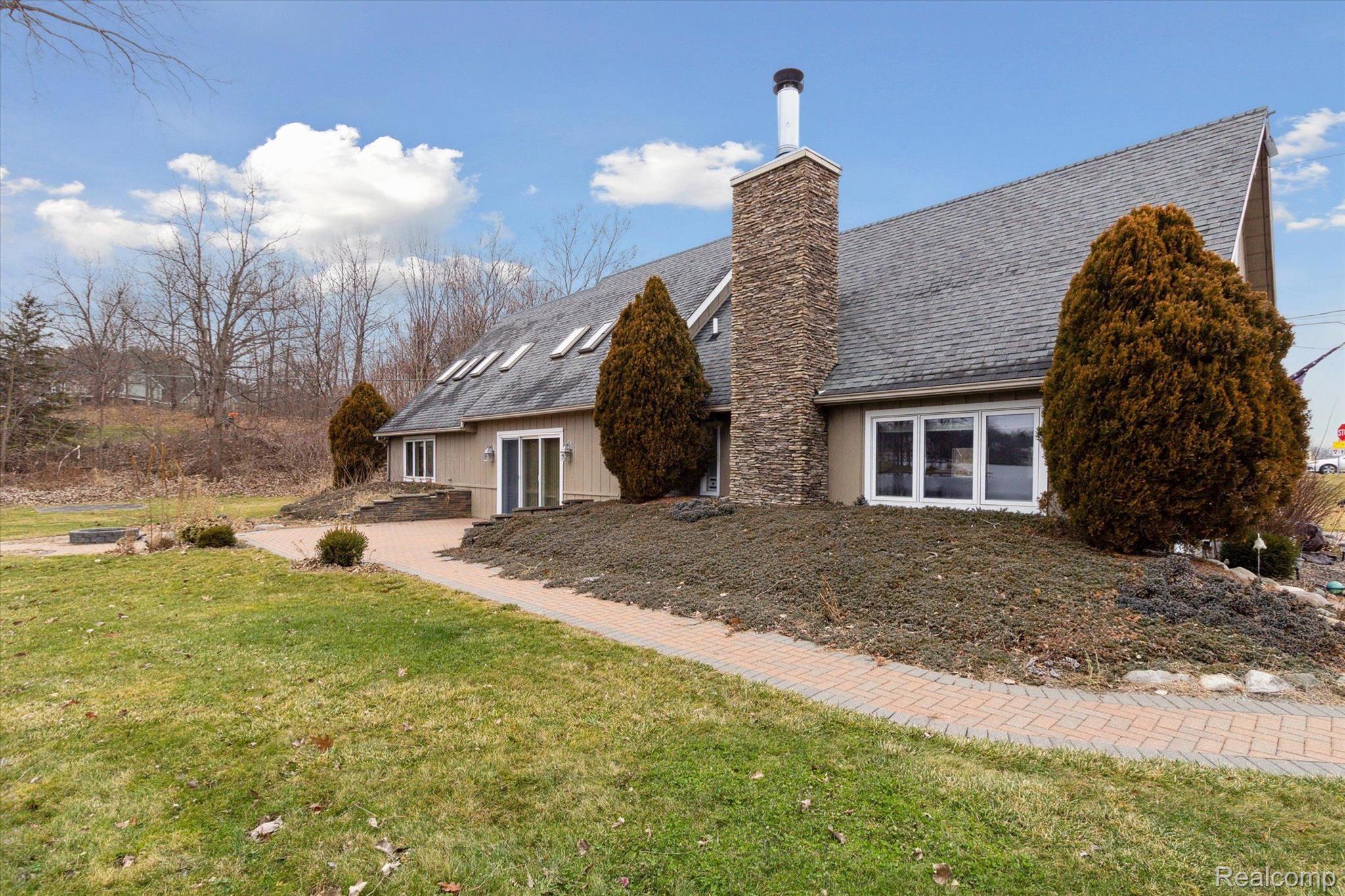 15448 Lobdell Road Linden, MI 48451 - Photo 47 of 63 Gallery Image 47