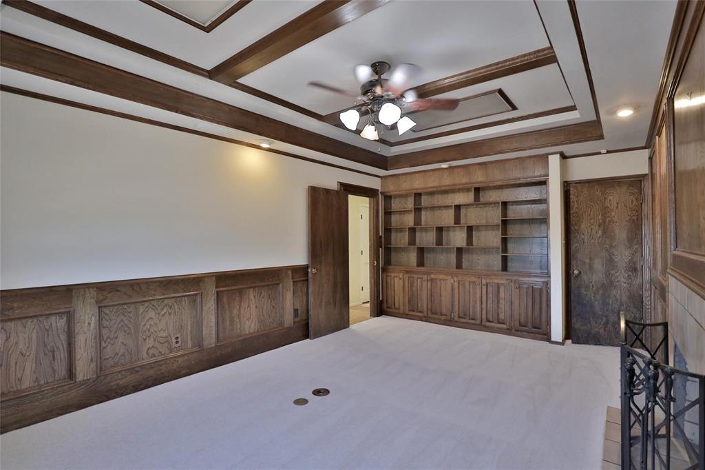 5717 Fm 2647 Winters, TX 79567 - Photo 13 of 37 a very nice looking room with a ceiling fan