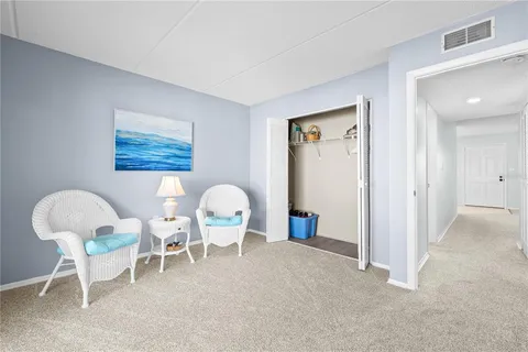 $120,000 | 11720 Park Boulevard North, Unit 302, Seminole, FL 33772