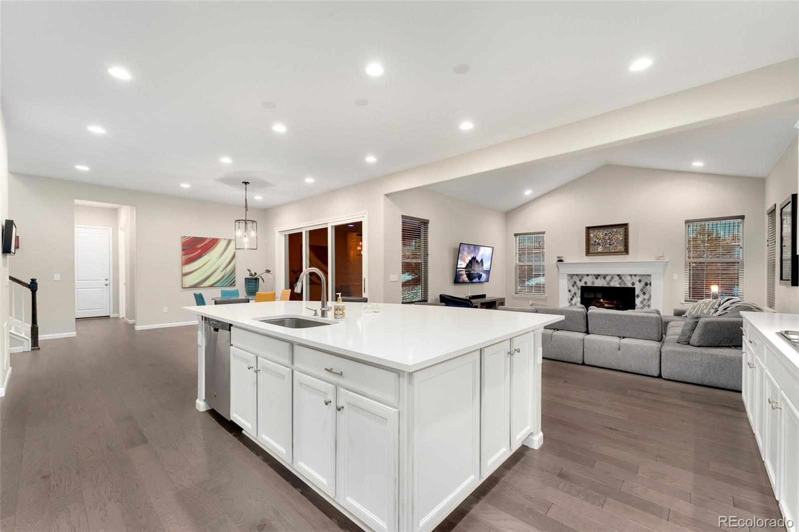 10993 Ledges Road Parker, CO 80134 - Photo 9 of 39 Gallery Image 9