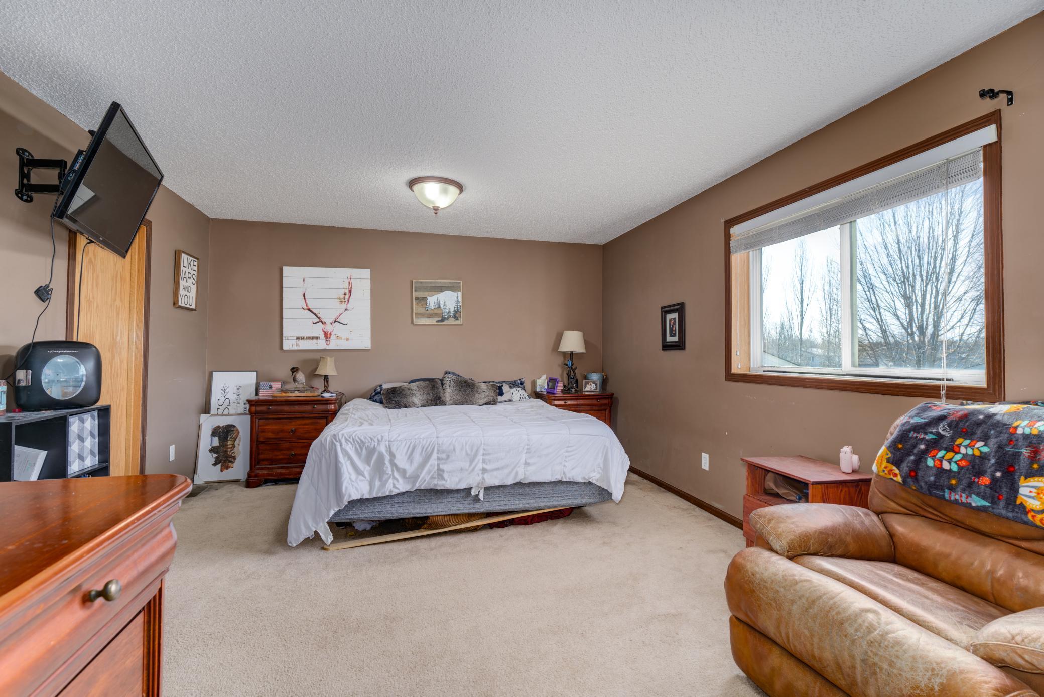 30722 Reed Avenue Shafer, MN 55074 - Photo 8 of 17 Gallery Image 8