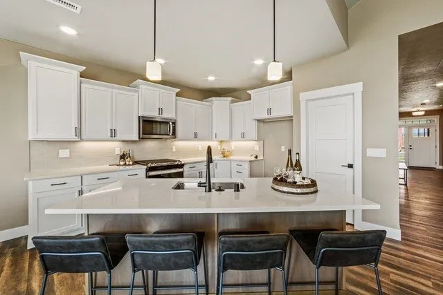 $721,000 | 18096 North Morton Drive, Colbert, WA 99005