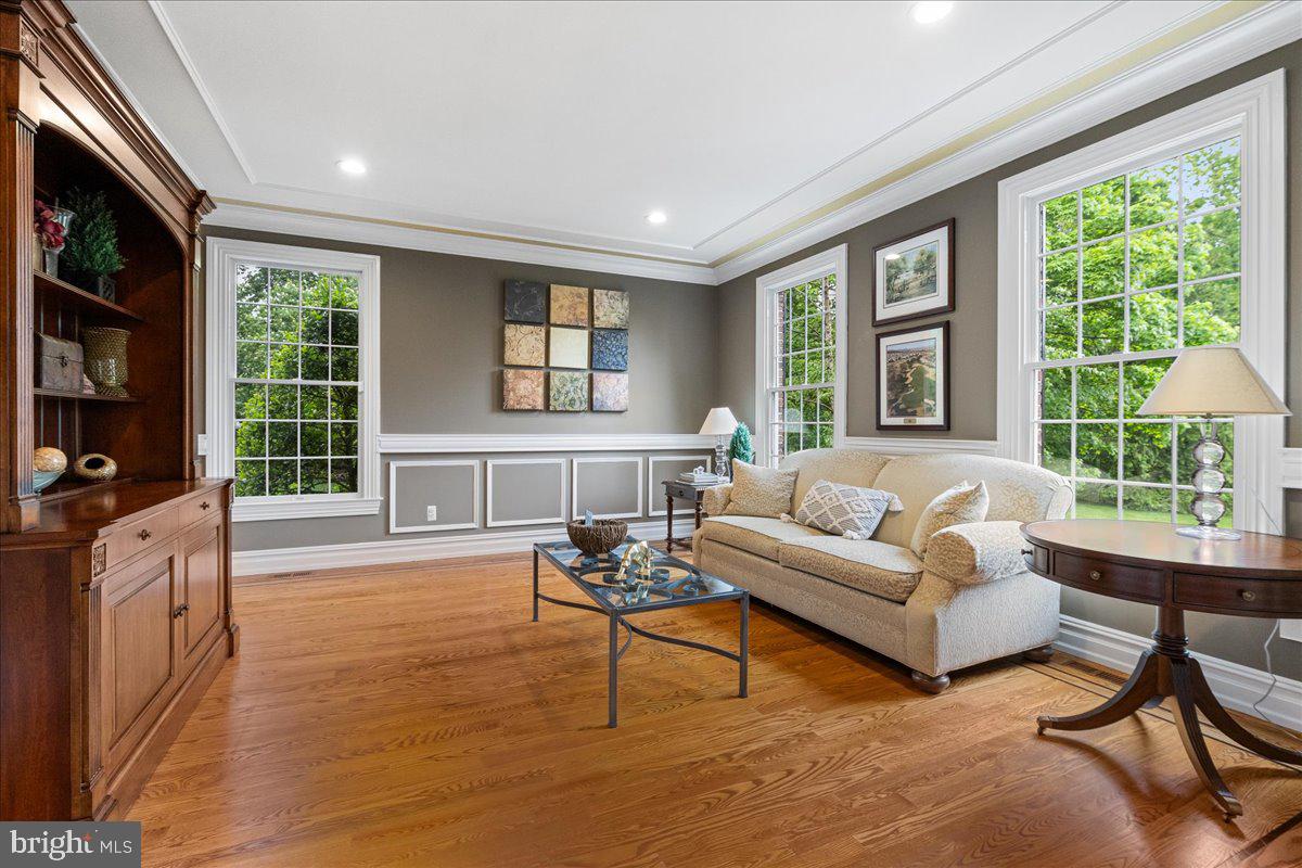 27 Random Road Princeton, NJ 08540 - Photo 7 of 45