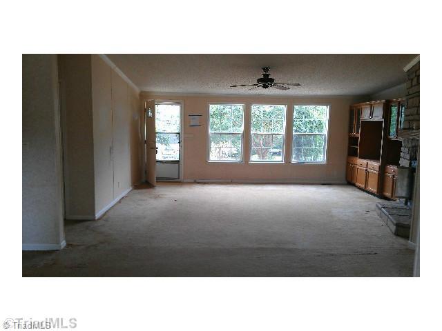 1050 Countryrock Road Germanton, NC 27019 - Photo 3 of 10 Living Room.