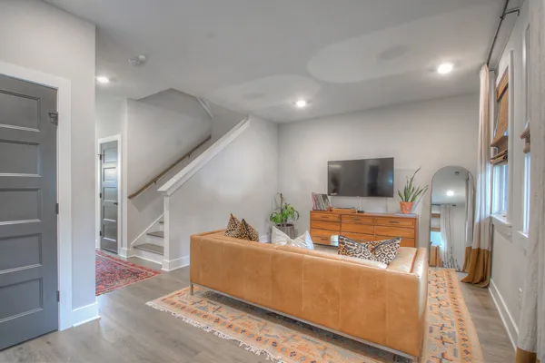 $2,495 | 801 Cherokee Avenue, Unit 7, Nashville, TN 37207