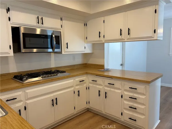 $4,500 | 7622 Don Drive, Huntington Beach, CA 92647