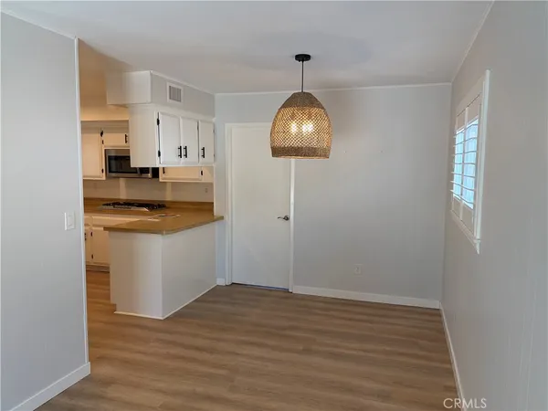 $4,500 | 7622 Don Drive, Huntington Beach, CA 92647