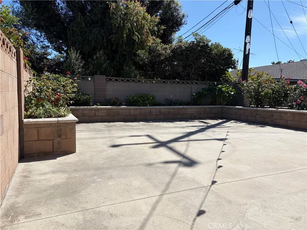 $4,500 | 7622 Don Drive, Huntington Beach, CA 92647