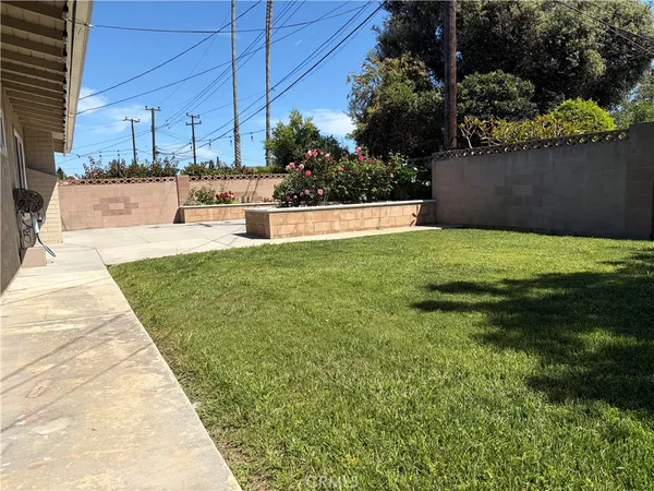 $4,500 | 7622 Don Drive, Huntington Beach, CA 92647