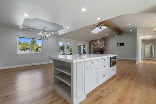 $980,000 | 10601 Isabel Hunter Court, Oakdale, CA 95361