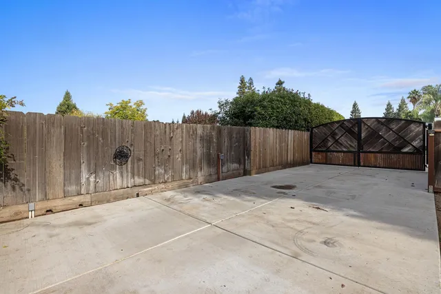 $980,000 | 10601 Isabel Hunter Court, Oakdale, CA 95361