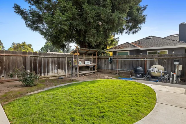 $980,000 | 10601 Isabel Hunter Court, Oakdale, CA 95361