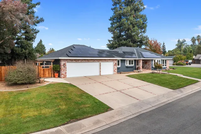 $980,000 | 10601 Isabel Hunter Court, Oakdale, CA 95361