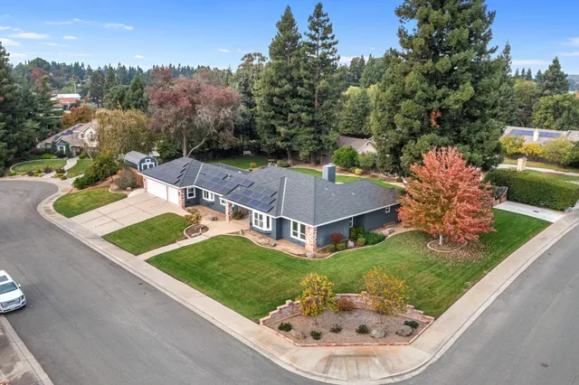 $980,000 | 10601 Isabel Hunter Court, Oakdale, CA 95361