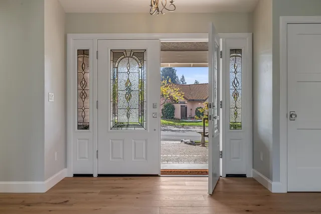 $980,000 | 10601 Isabel Hunter Court, Oakdale, CA 95361