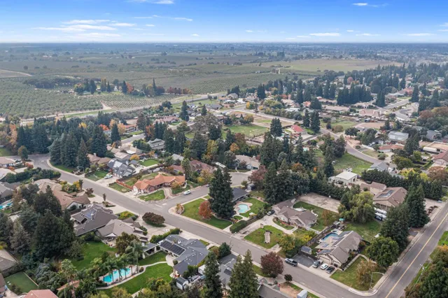 $980,000 | 10601 Isabel Hunter Court, Oakdale, CA 95361