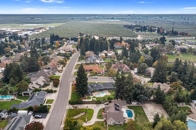 $980,000 | 10601 Isabel Hunter Court, Oakdale, CA 95361