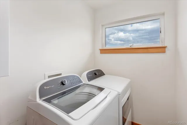 a view of walk in closet