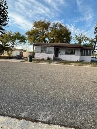 $1,695 | 6561 72nd Avenue North, Pinellas Park, FL 33781