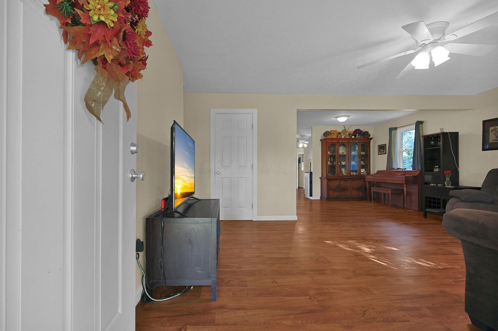 3-web-or-mls-12250-basil-rd-nw