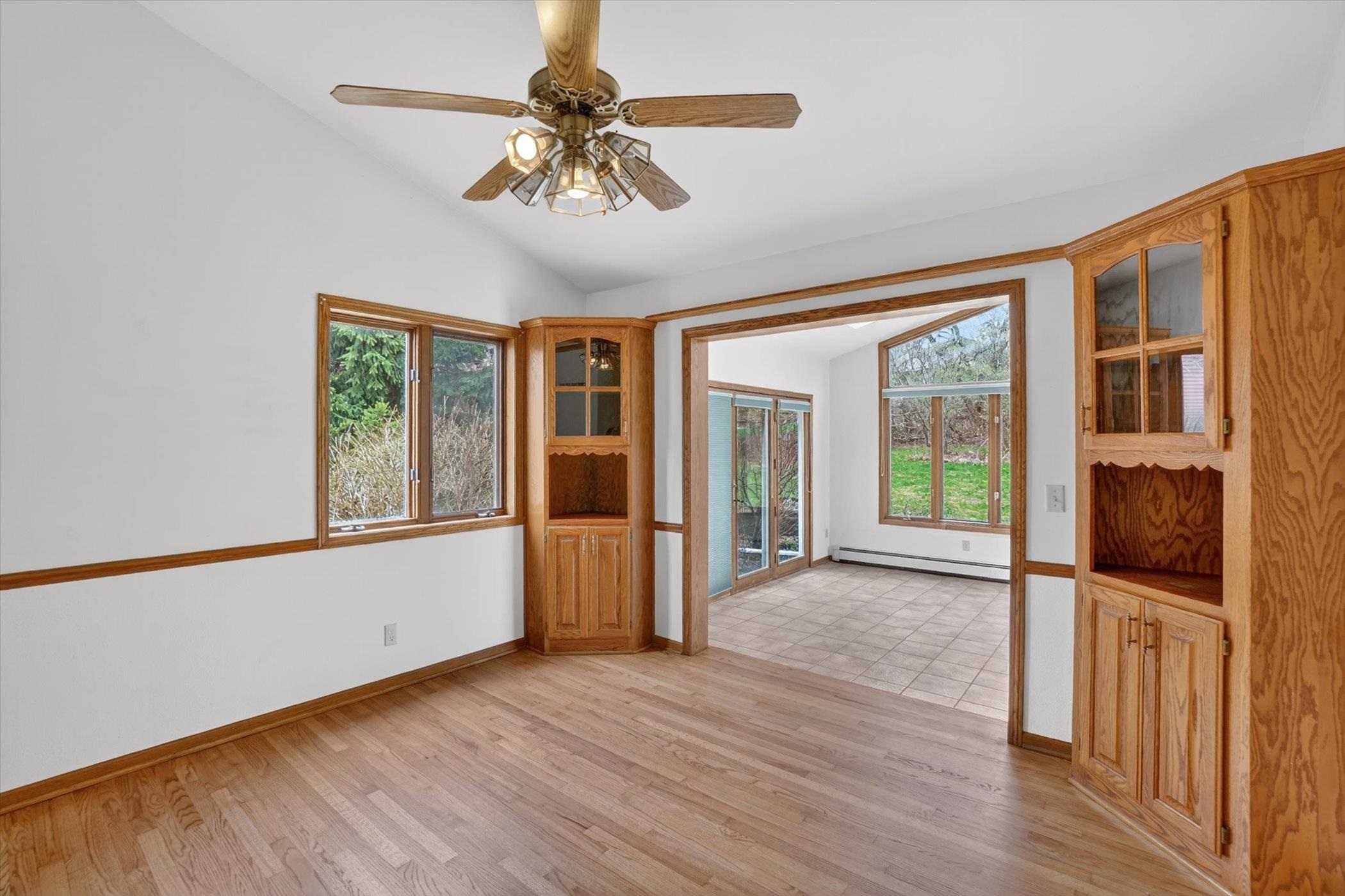 224 Deer Ridge Drive West Bend, WI 53095 - Photo 13 of 41